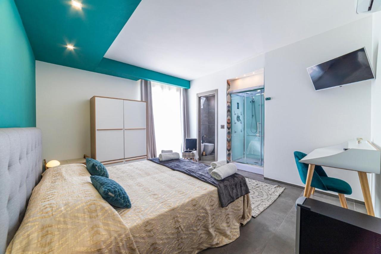 Albergo Piazza Risorgimento Порто-Чезарео Екстер'єр фото