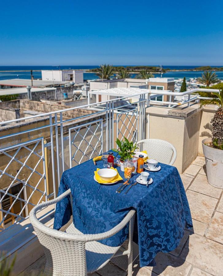 Albergo Piazza Risorgimento Порто-Чезарео Екстер'єр фото