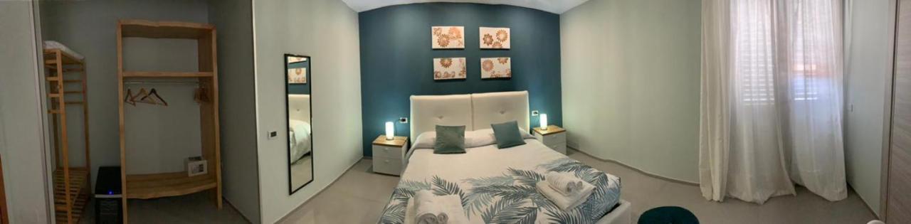 Albergo Piazza Risorgimento Порто-Чезарео Екстер'єр фото