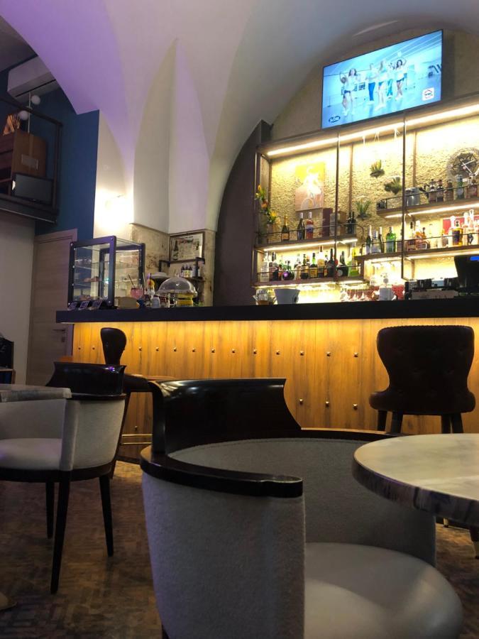 Albergo Piazza Risorgimento Порто-Чезарео Екстер'єр фото